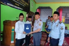 195 Napi di Majalengka...