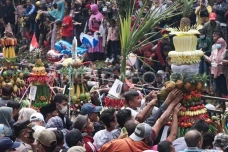 Lebaran Ketupat, Peninggalan...