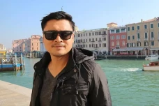 Hedi Yunus Temani Iqbal...