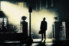 5 Film Horor Ini Diyakini...