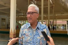Lebaran Sudah Lewat,...