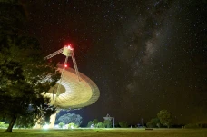 Ilmuwan Prediksi Alien...