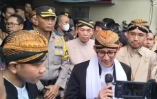 Ikuti Solo Menari, Menparekraf...