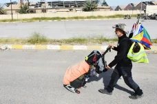 Naik Haji, Pria Muslim...