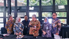 Triwulan Pertama, Kinerja...