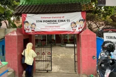 Orang Tua Murid SDN...