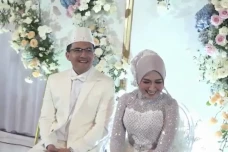 Sempat Ulang Ijab Kabul,...