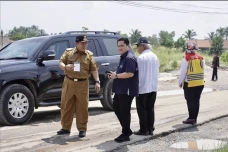 Pusat Ambil Alih Perbaikan...