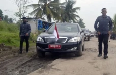 Viral Jokowi Ganti Mobil...