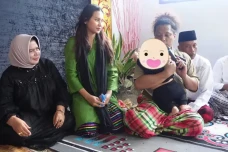 Nursyah Meradang Indah...
