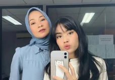 Putri Sulung Alya Rohali...