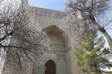 Masjid Bibi-Khanym,...