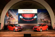 5 Mobil yang Sudah Disuntik...