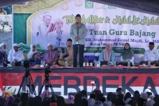 TGB Zainul Majdi Ajak...