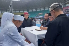300 Pasangan Nikah Massal...