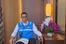 Efisiensi Bisnis, PLN...