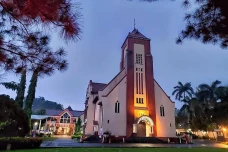 Sejarah Gereja Zebaoth...