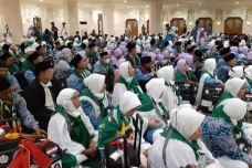Terbagi 5 Kloter, Calhaj...