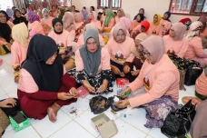 Tambah Penghasilan,...