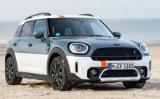 Debut MINI Cooper S...