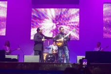 Kolaborasi Empat Musisi...