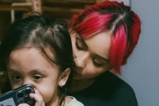 7 Artis yang Punya Anak...