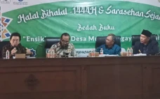 2 Profesor Bedah Buku...
