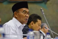 Muhadjir Effendy Masuk...