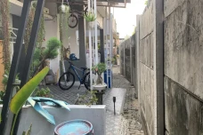 Pemkot Bekasi Cek Perizinan...