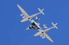 Virgin Galactic Luncurkan...