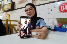 Tegang! Penumpang Bantu...