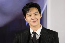 5 Artis Korea Ini Tetap...