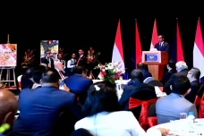 Jokowi Hadiri Jamuan...