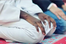 Tata Cara Salat Seorang...