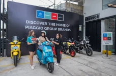 Buka Diler Baru, Piaggio...