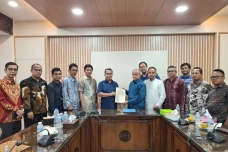 Sidang Pertama Gugatan...