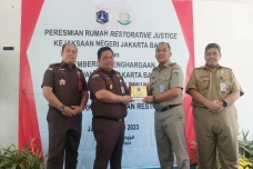 32 Perkara di Jakarta...