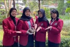 Tim Mahasiswi UMM Ciptakan...