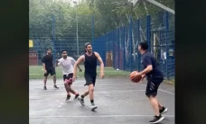 Jovial dan Andovi da...