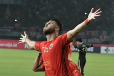 Jelang Persija vs Persebaya:...