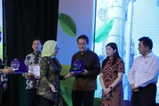 Terapkan Program Keberlanjutan,...
