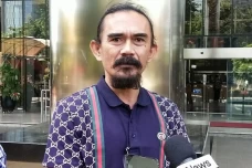 Bupati Bengkulu Selatan...
