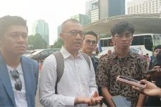Keluarga Mahasiswa Korban...