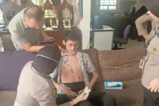 Ditangani Dokter Gabungan,...