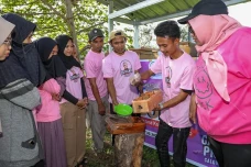 Srikandi Ganjar Kenalkan...