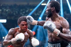 Errol Spence Dipermalukan...