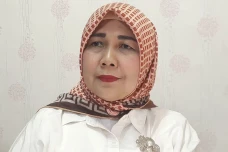 Baiq Diyah Ratu Ganefi,...