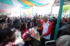 Senangnya Warga Brebes,...