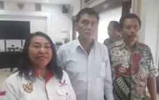 Serius Perjuangkan Pendidikan...