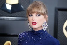 7 Artis Hollywood Ini...